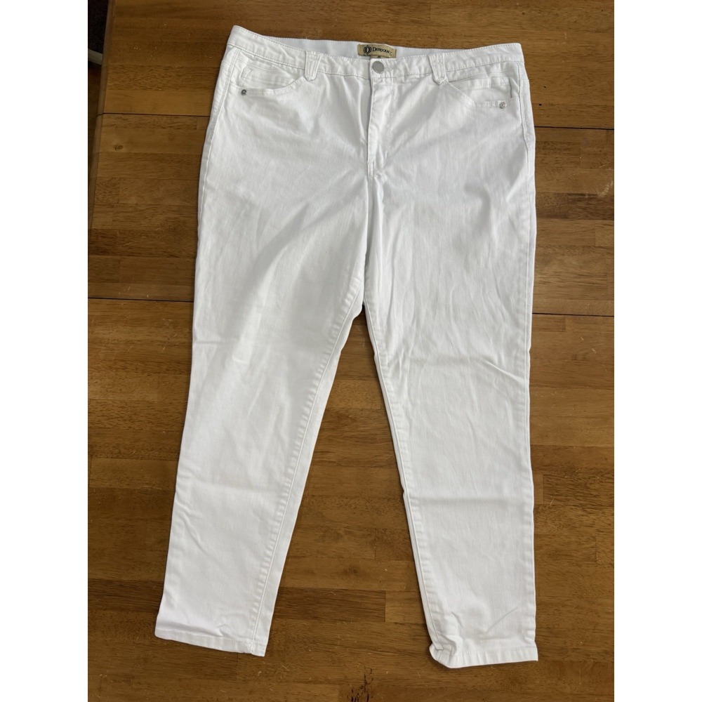Democracy AB Solution Jeans Womens 16 White Straight Leg Stretch Technology